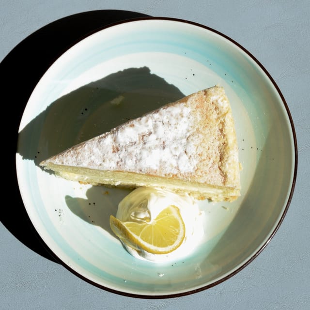 Italian Lemon Cream Cake.